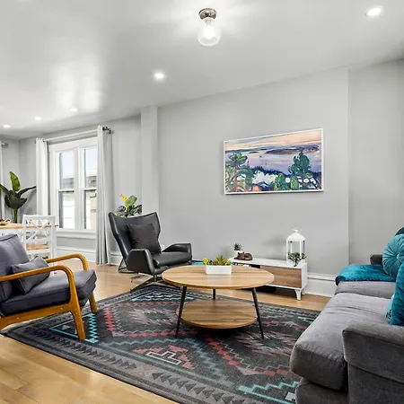 Updated Central Lohi Home - Large Yard - 32Nd Ave